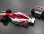 Formule 1 auto USB stick bedrukken